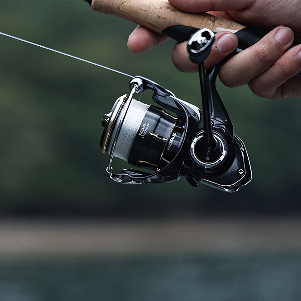 Moulinet de pêche spinning DAI - Abu Garcia Reel Revo avis et prix